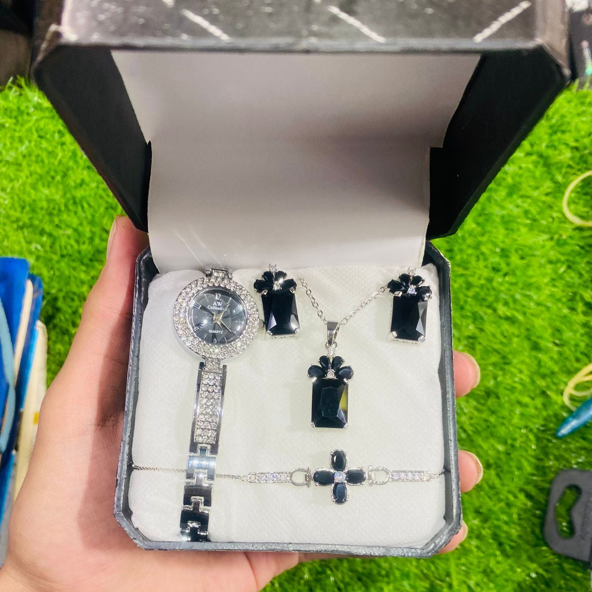 Ladies Jewellery Watch Premium Elegant Stylish Fashion Accessory with Box